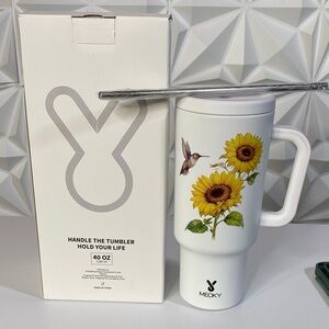 Meoky  40oz White Tumbler with Sunflower Design keeps Hot & Cold I,fits car